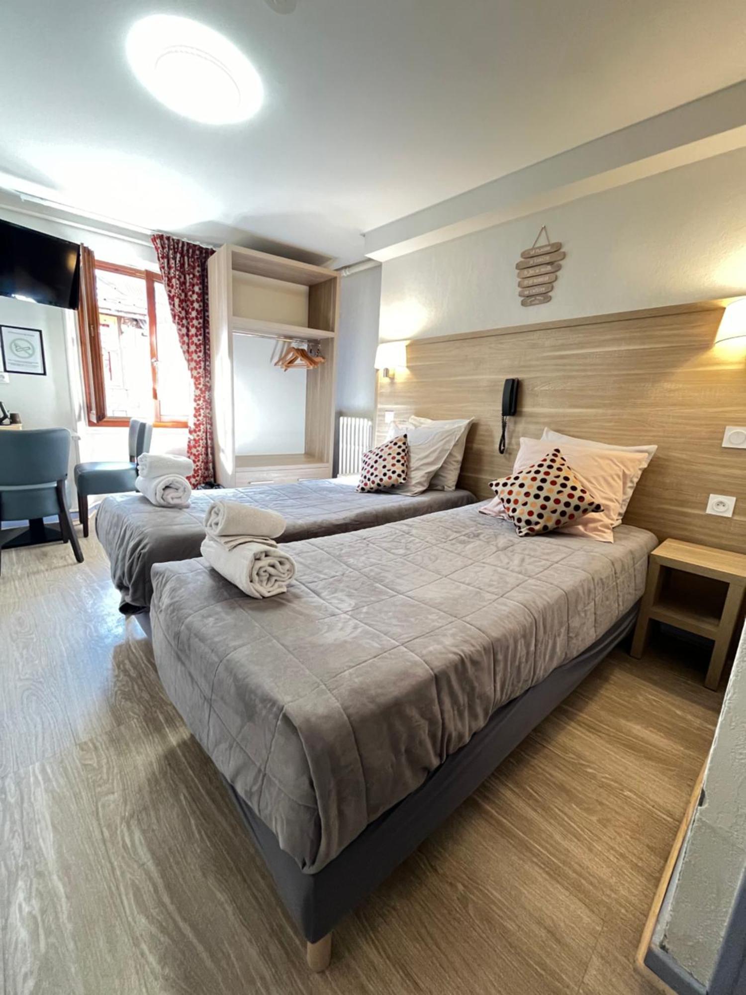 Hotel Du Cheval Blanc ברסלונט מראה חיצוני תמונה