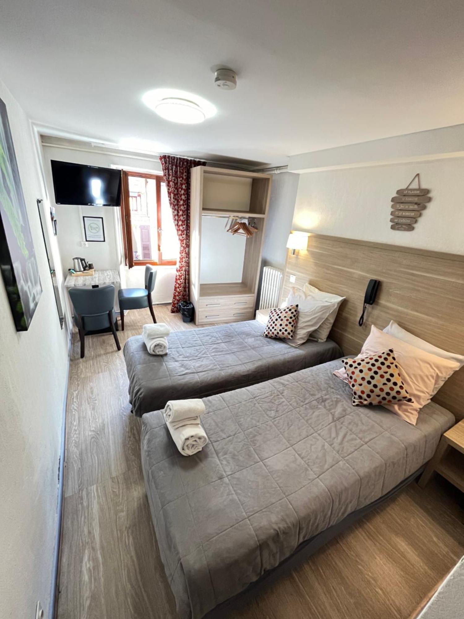Hotel Du Cheval Blanc ברסלונט מראה חיצוני תמונה