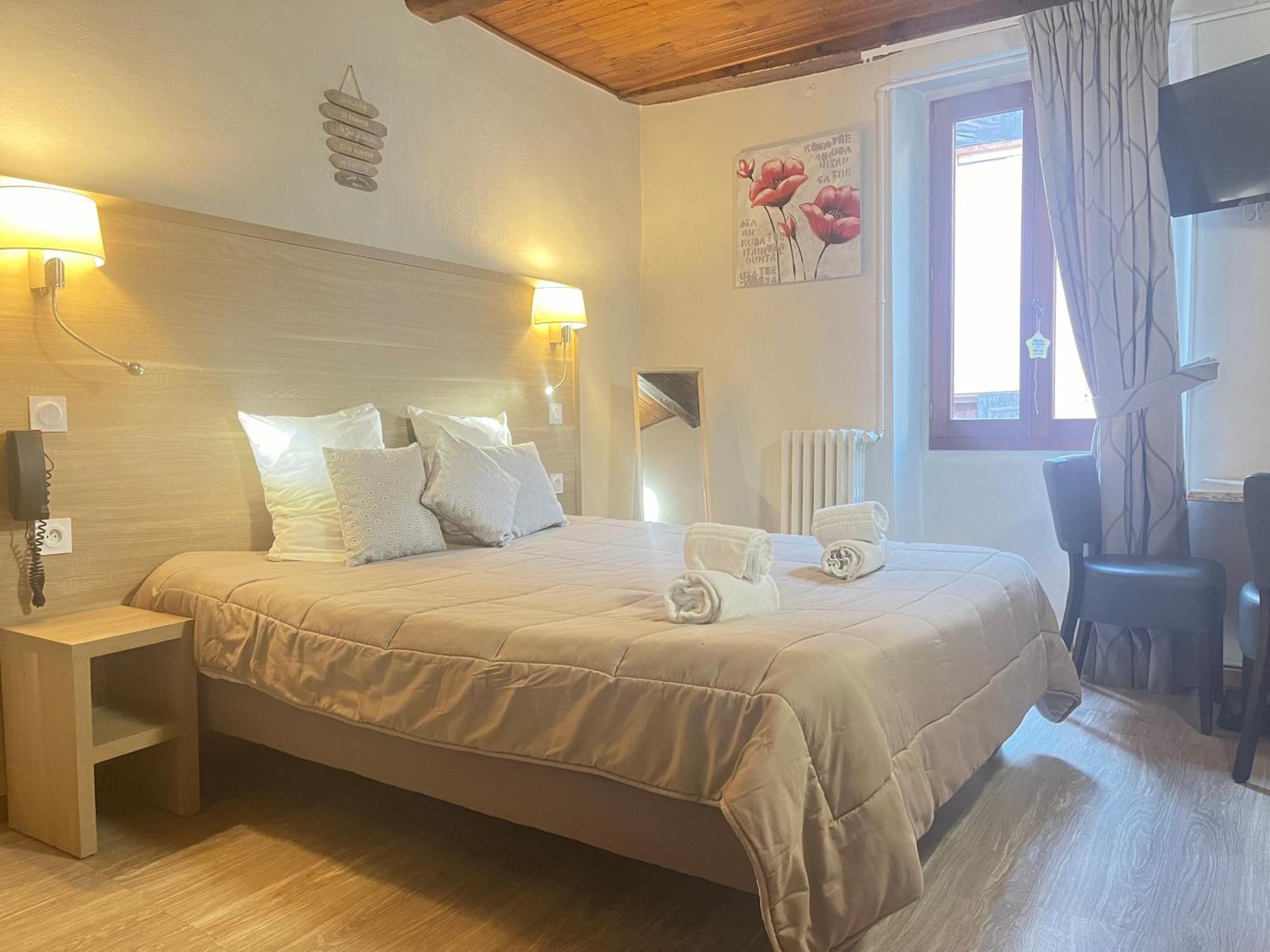Hotel Du Cheval Blanc ברסלונט מראה חיצוני תמונה