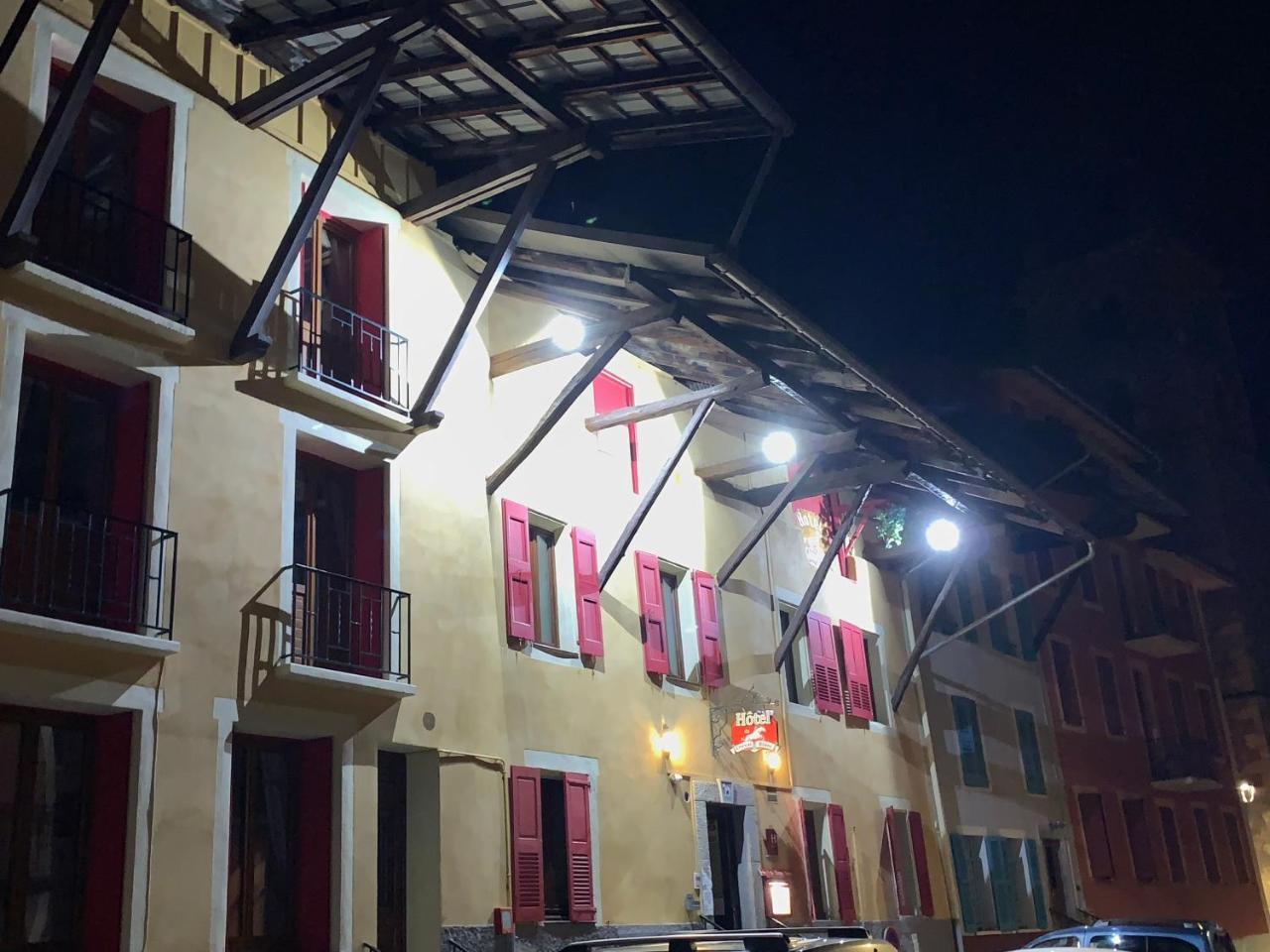 Hotel Du Cheval Blanc ברסלונט מראה חיצוני תמונה